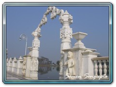 Powapuri Jain temple - Bihar